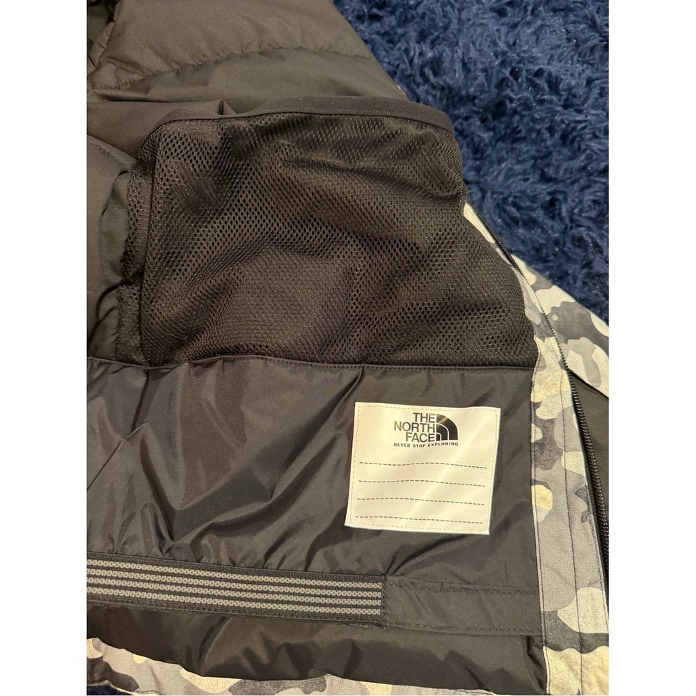 The North Face Boys Freedom Insulated Camo Jacket Black Gray XL 14/16 - Picture 8 of 8